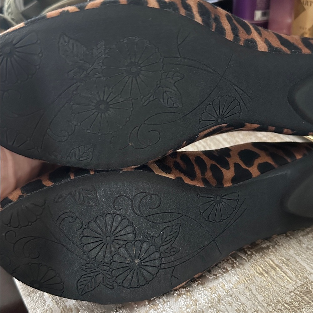 Steve Madden Animal Print Ballet Flats - Picture 2 of 2